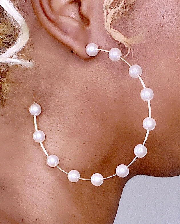 BRAND NEW White Vanessa Pearl Hoop Earrings
